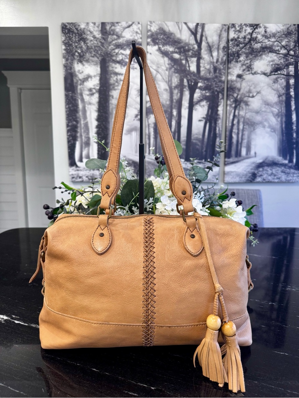The Sak Laurel Canyon Tan Leather Satchel Shoulder Bag Tassel Boho